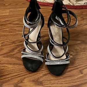 Worn once! Women’s straps sandal stilettos | Size 6.5